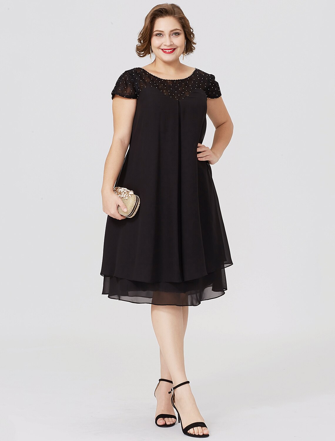 Sheath / Column Mother of the Bride Dress Formal Little Black Dress Plus Size See Through Jewel Neck Knee Length Chiffon Lace Short Sleeve No with Pleats Beading Lace Insert